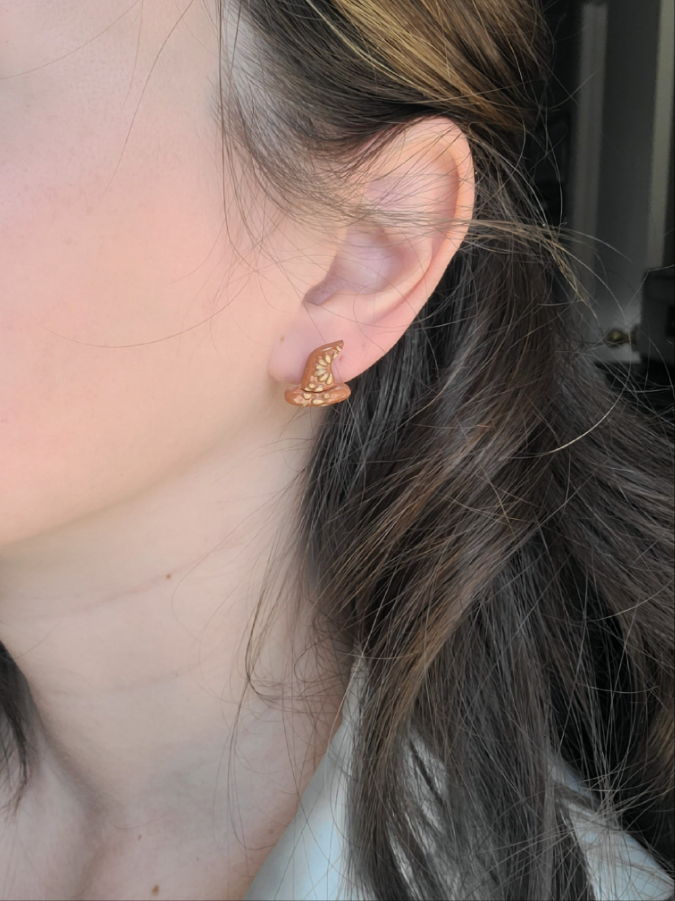 Terracotta and gold witch Hat studs